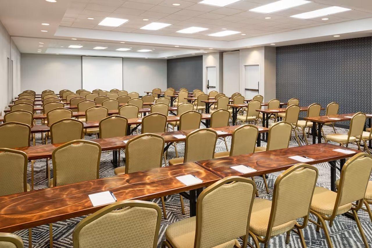 Radisson Hotel Nashville Airport ภายนอก รูปภาพ