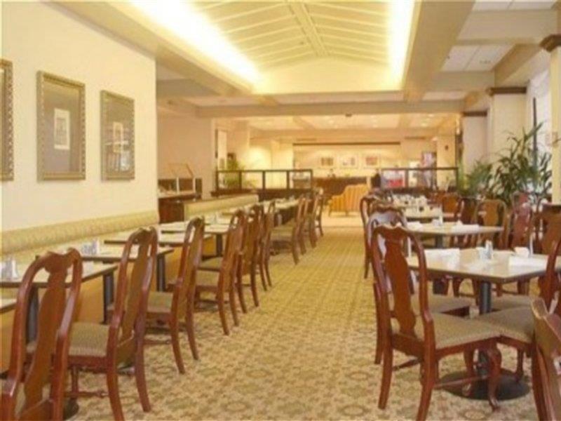 Radisson Hotel Nashville Airport ภายนอก รูปภาพ