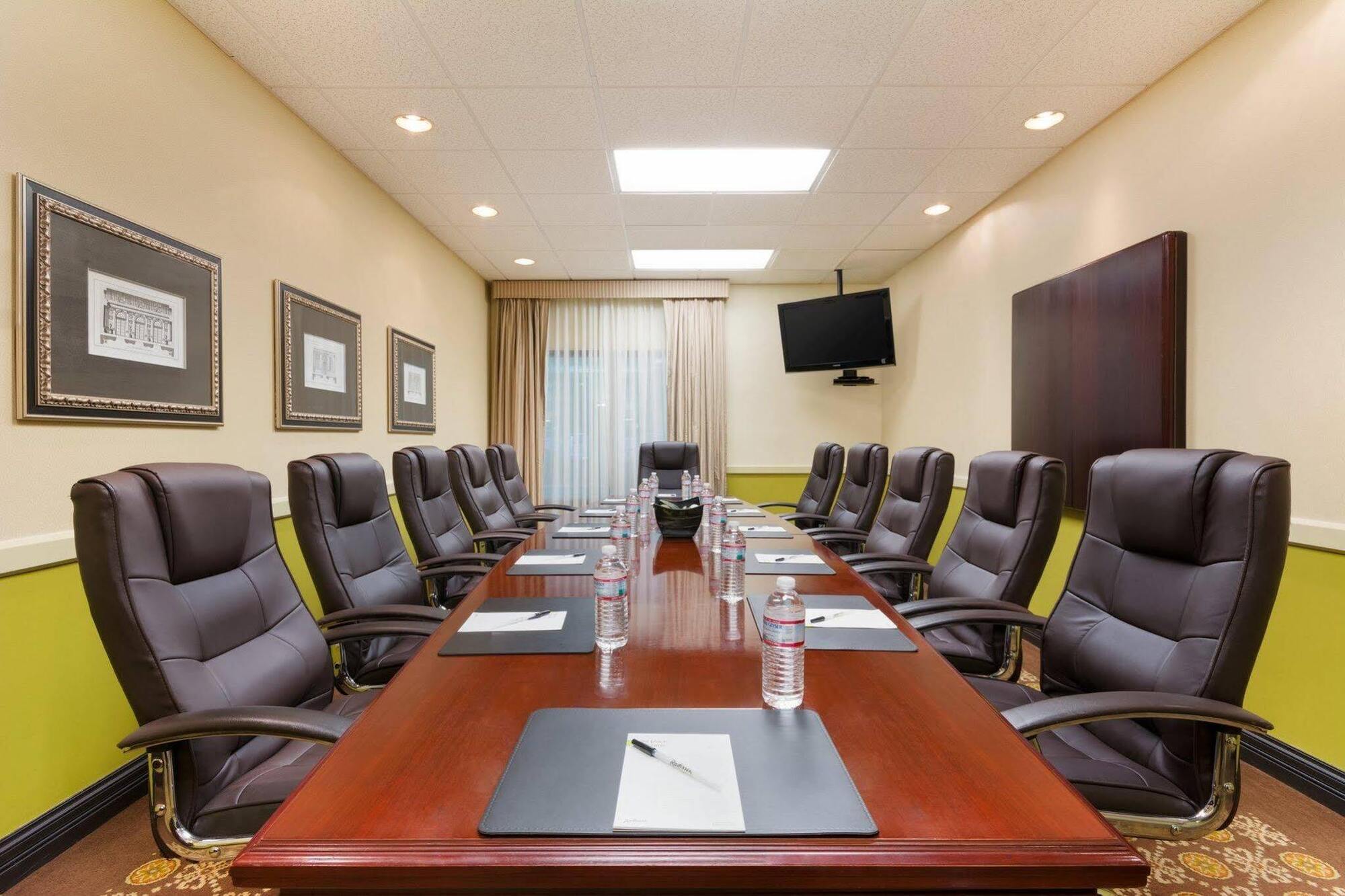 Radisson Hotel Nashville Airport ภายนอก รูปภาพ